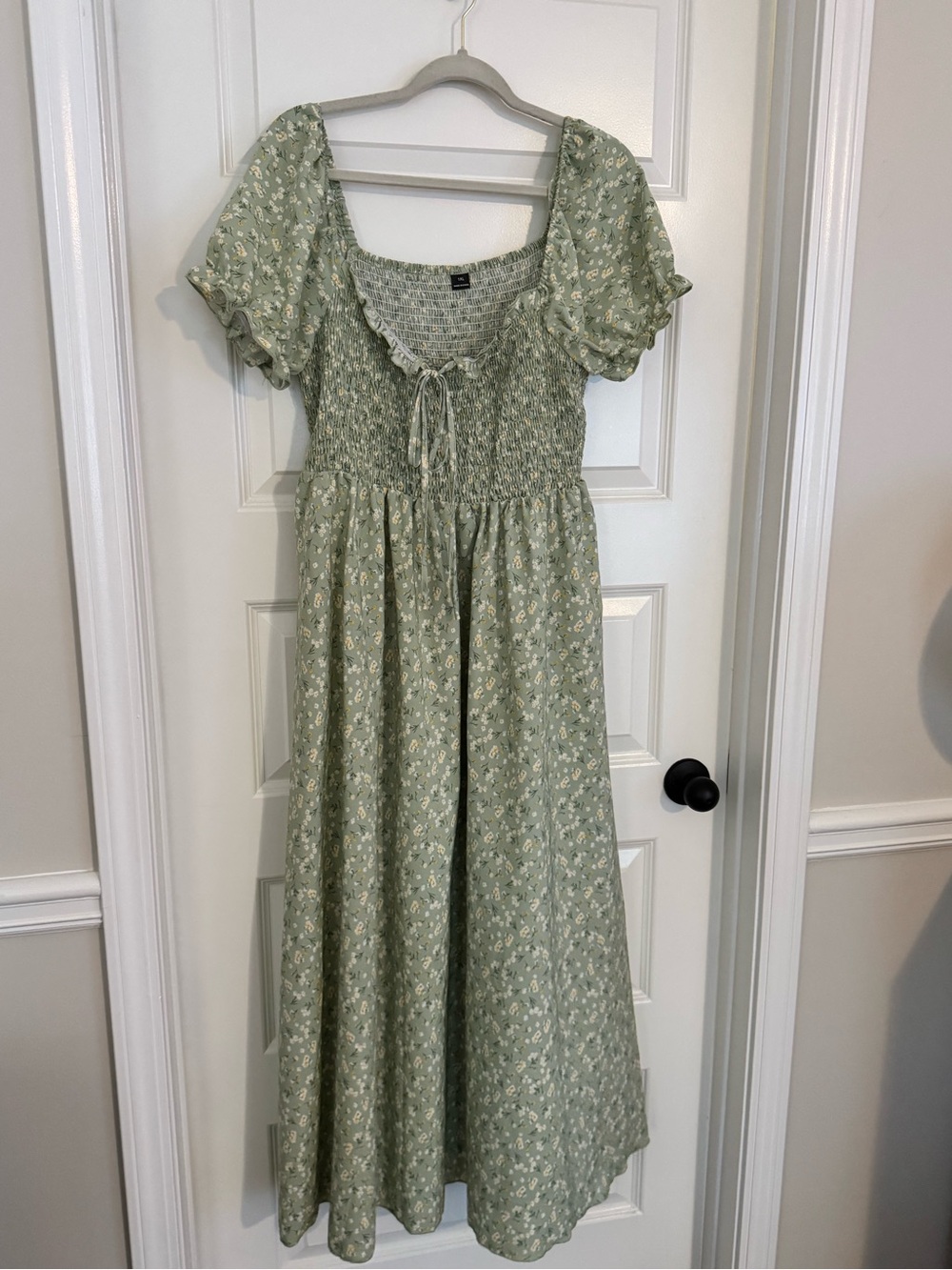 SHEIN Sage Green Floral Smocked Midi Dress